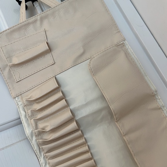 🆕 Makeup Brush Travel Bag - Picture 4 of 4